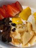 Easy breakfast chia pudding