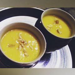 A picture of Mango shake.