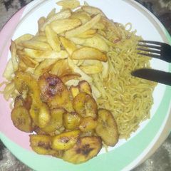 Chips,plantain and Indomie(Breakfast idea) A picture of Chips,plantain and Indomie(Breakfast idea).