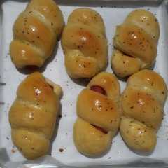 รูปของ Roti isi sosis - resep roti tanpa telur