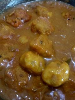பருப்பு உருண்டை குழம்பு செய்முறை முக்கிய புகைப்படம்