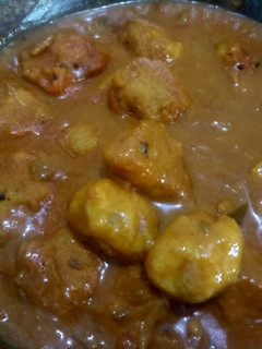 பருப்பு உருண்டை குழம்பு செய்முறை முக்கிய புகைப்படம்