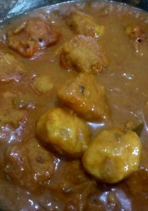 பருப்பு உருண்டை குழம்பு செய்முறை முக்கிய புகைப்படம்