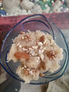 सूजी का हलवा (Suji ka halwa recipe in Hindi) रेसिपी मुख्य फोटो
