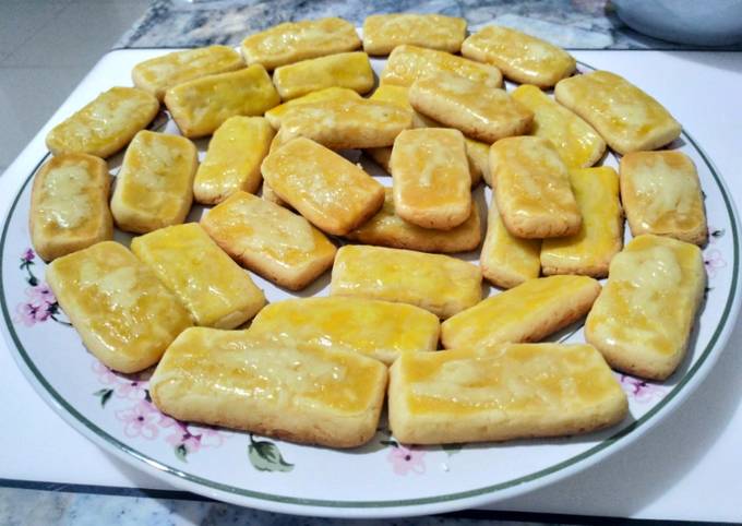 Pan Baked Cheese Cookies