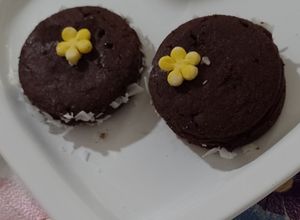 Una foto de Alfajores veganos de harinas de quinoa y arroz /relleno de choco porotos😋