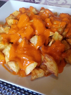 Una foto de Patatas bravas en 25 minutos