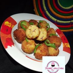A picture of Chicken yamballs.