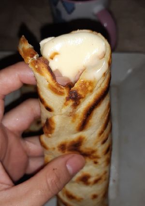 Una foto de Panqueques de jamón y queso