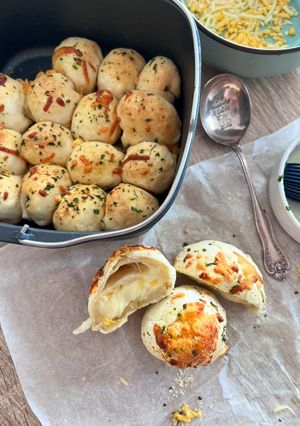 A picture of Cheesy Pizza Bombs 💣 (Oven or Air Fryer).