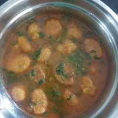 A picture of Mangodi curry.