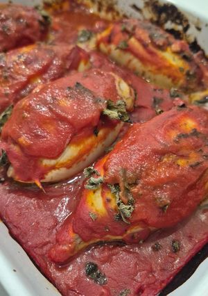 Une photo de Encornets Farcis au Boeuf et Sauce Tomate