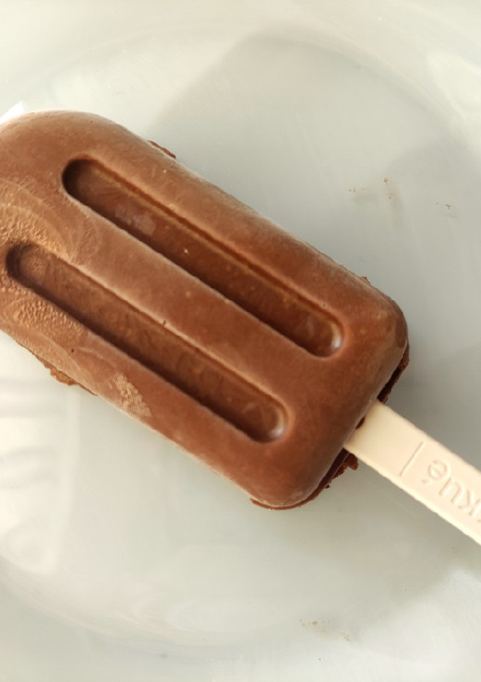 Una foto de Polos de chocolate cremosos 🍫
