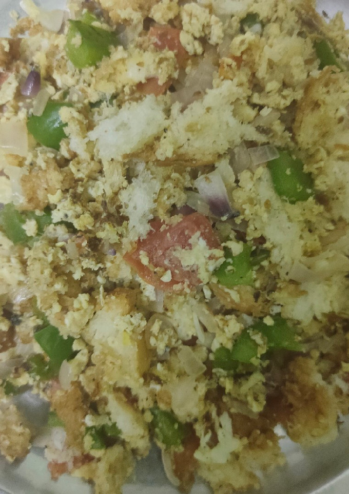 பிரட் எக் மசாலா (Brad egg masala recipe in tamil) செய்முறை முக்கிய புகைப்படம்
