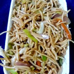 A picture of Chowmien.