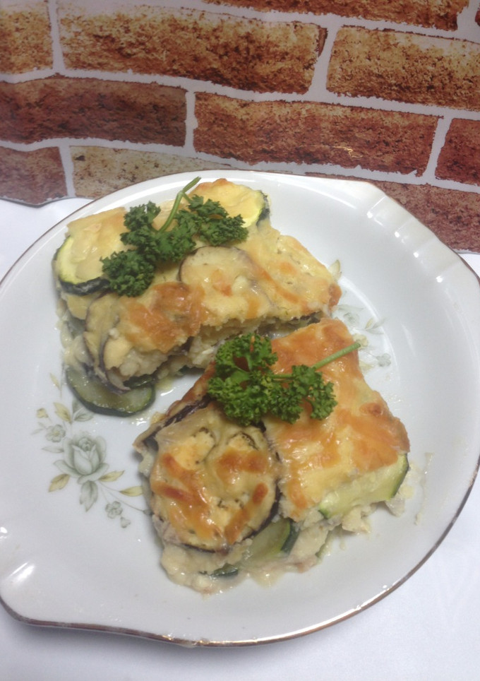 Una foto de Calabacín y Berenjenas gratinadas al Horno!!