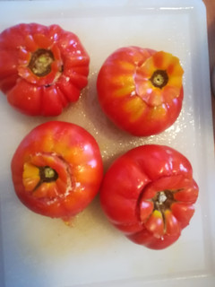 Foto di Pomodori ripieni al tonno