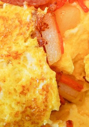 A picture of Soft Omelette recipeㅣsimple and delicious breakfast 🥚🌞.