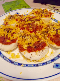 Una foto de Huevos rellenos