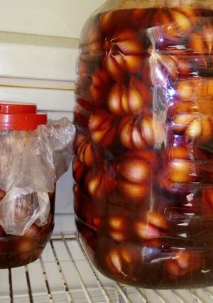 عکسی از دستور ترشی سیر سه ساله