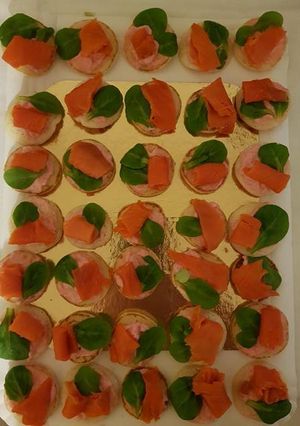Una foto de Aperitivos de Salmón