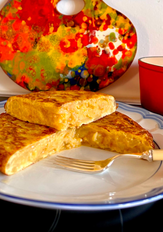 Una foto de Tortilla de patata con cebolla