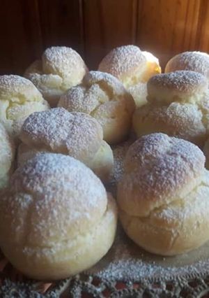 Una foto de Profiteroles o Bombitas