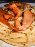 Spaghetti con Funghi Gallinacci sfumati al Cognac