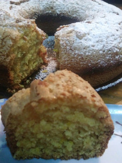 Una foto de Torta de limón🍋 sin huevo económica y apta veganos