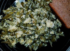 Una foto de Habichuelas verdes con huevo