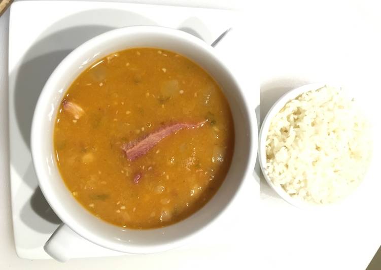 How to Make Super Quick Homemade Caldo de Habichuelas Blancas con Jamón en olla rápida