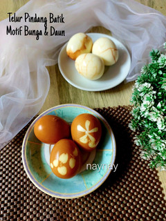 Foto resep Telur Pindang Batik Motif Bunga & Daun (Pakai Teh Hijau)