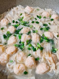 Foto resep Sop Kembang tahu dengan bola udang