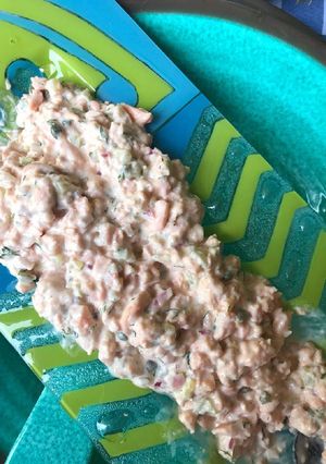 Una foto de Tartar de salmón