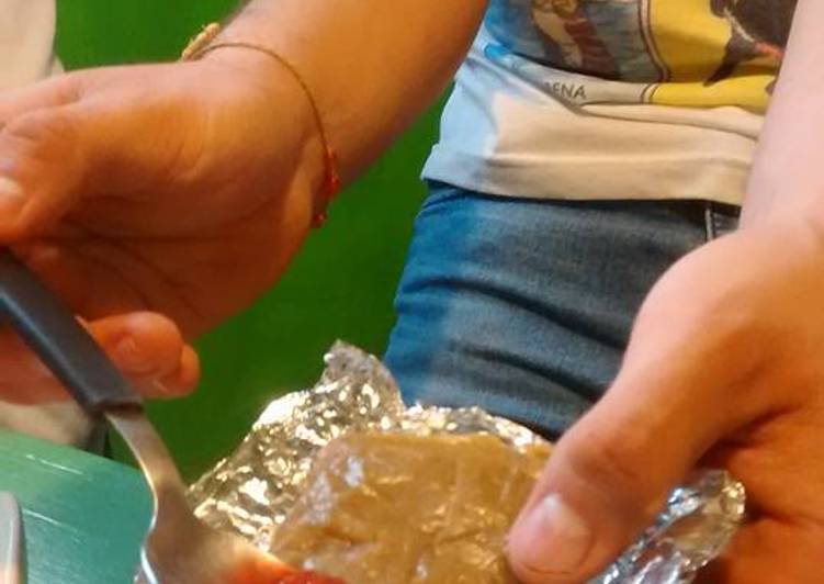 Tamal de piloncillo con mermelada correa para la Candelaria