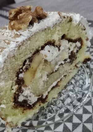 Une photo de Gâteau roulé ❤️ Caramel et banane 🍌