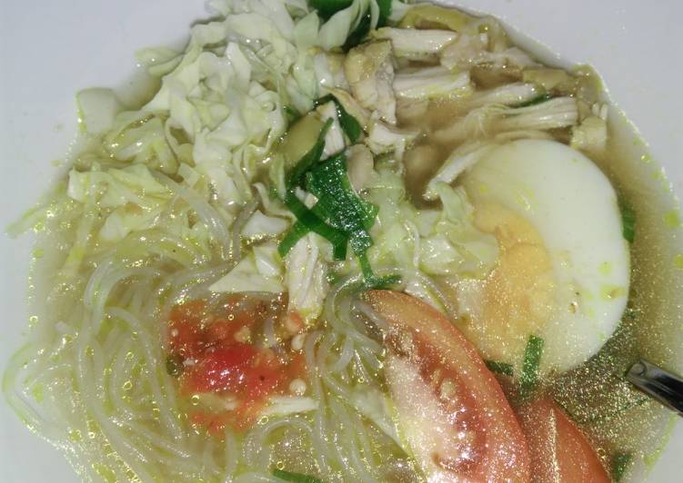 Soto ayam bumbu instan