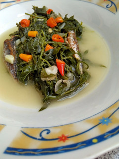 Foto resep Daun kenikir masak lodeh pedas toping baby pindang :)