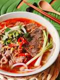 Bún Bò Huế Tái Nạm
