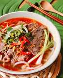 Bún Bò Huế Tái Nạm