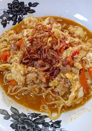 Foto resep Indomie Nyemek Pedes Manis