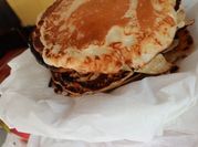 Una foto de panqueques sin huevo