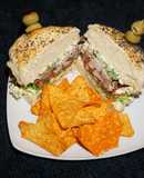 SANDWICH DE ARROLLADO CON PASTA DE HUEVO DURO. JON STYLE