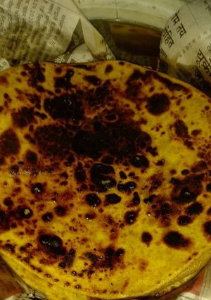 A picture of Aloo ka parantha.
