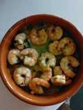 Langostinos borrachos con Mojo de Cilantro