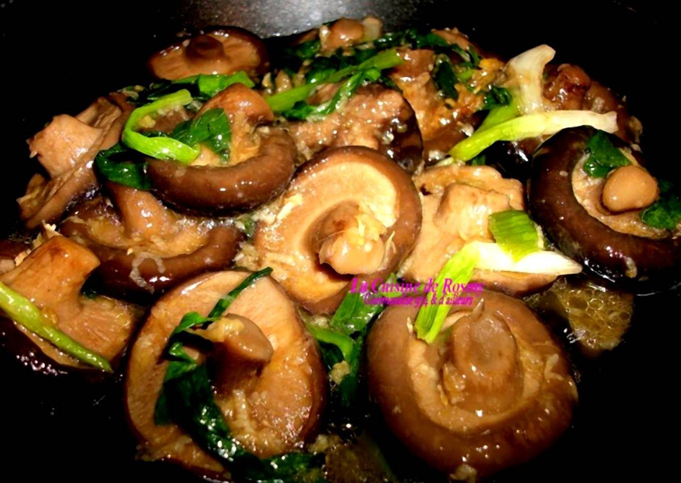 Sauté de Shiitaké (po-ku) champignon