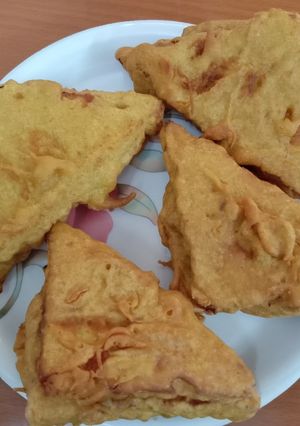 A picture of Bread Pakora.