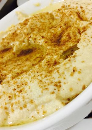 Una foto de Hummus de garbanzos