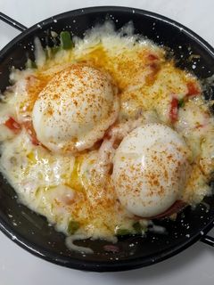 Una foto de Huevos a la turca