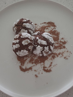 Φωτογραφία της συνταγής Chocolate Crinkle Cookies (Σοκολατένια Μπισκότα Κρακελέ)
